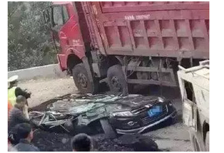 大貨車(chē)司機(jī)說(shuō)大實(shí)話：“為什么我們不踩剎車(chē)”！